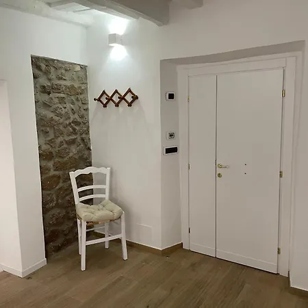 Holiday home The Casetta Di Vittoria *